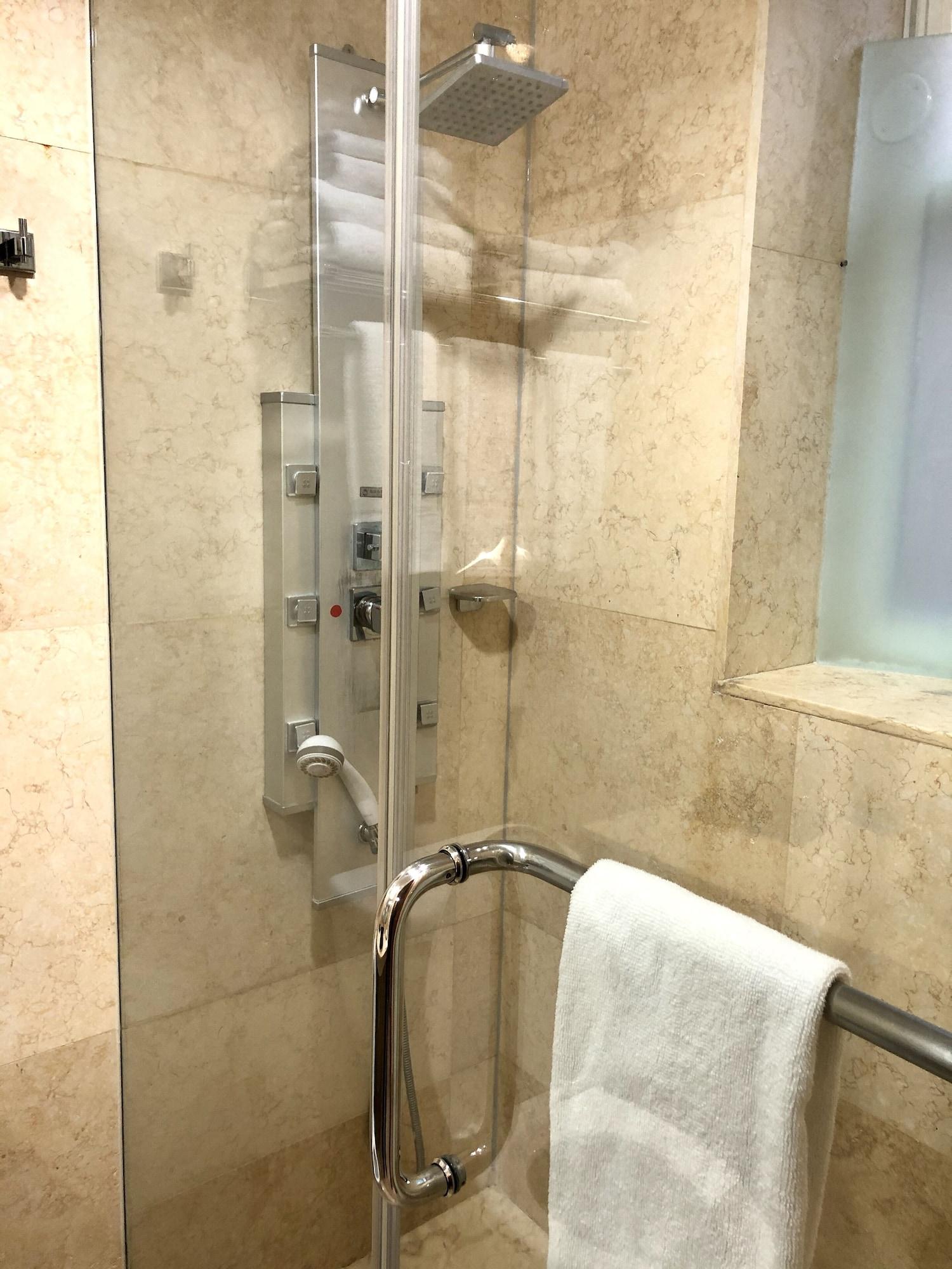 The Eldon Luxury 3* Washington